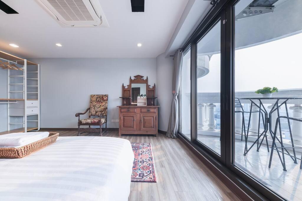 Central Bangkok, 5 Stars River View & Characteristic Decor Экстерьер фото