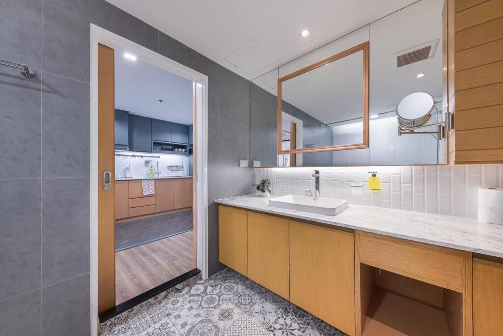 Central Bangkok, 5 Stars River View & Characteristic Decor Экстерьер фото