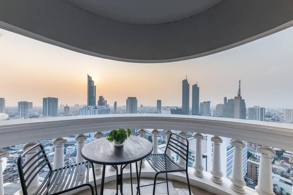 Central Bangkok, 5 Stars River View & Characteristic Decor Экстерьер фото