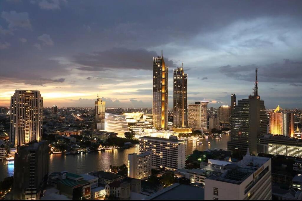 Central Bangkok, 5 Stars River View & Characteristic Decor Экстерьер фото